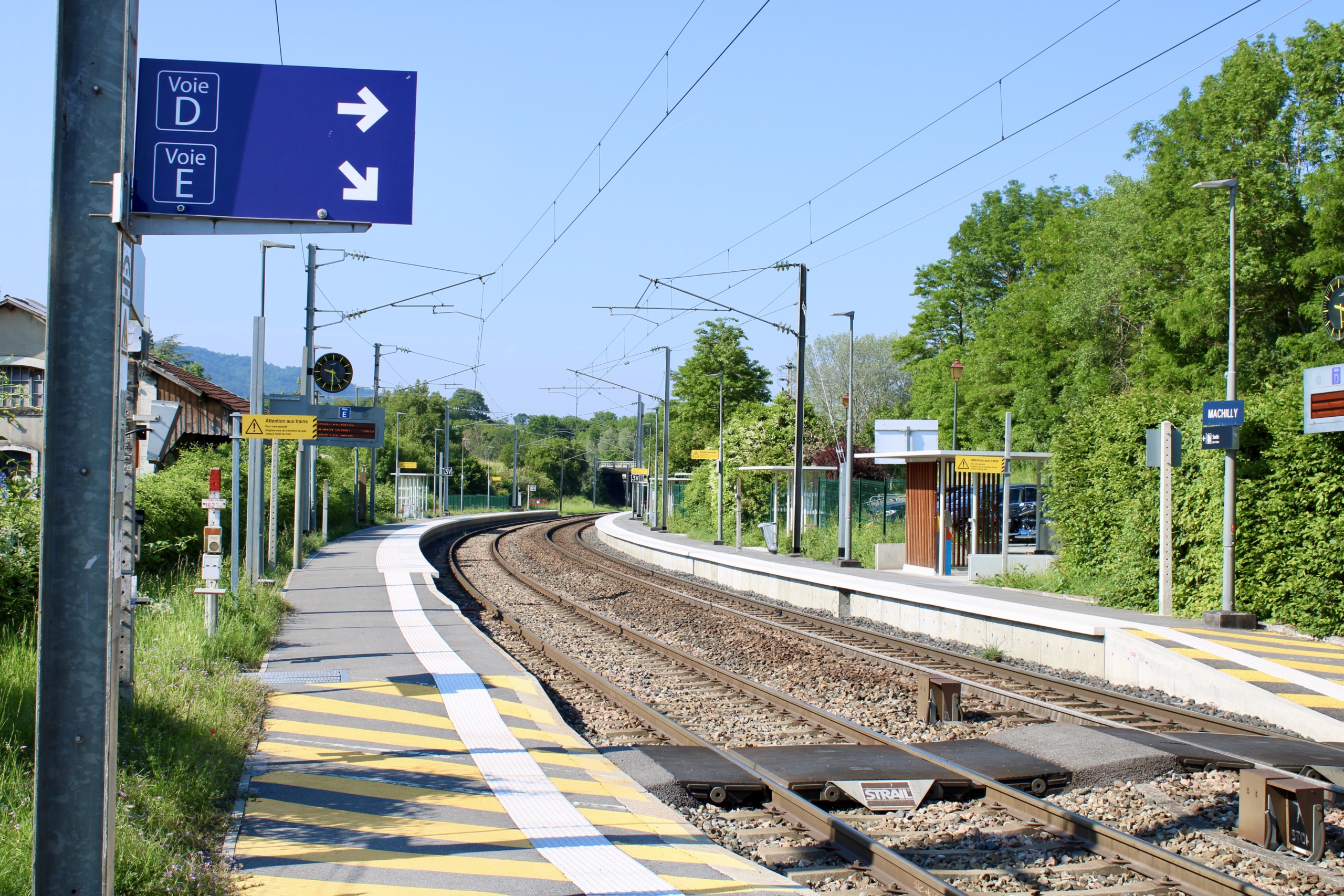 MachillyGare1